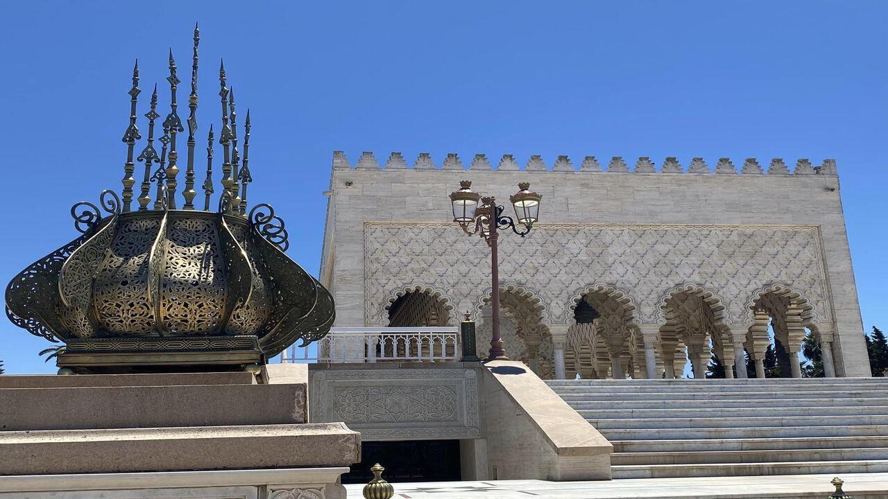 Включено в цената посещение и обиколка на Рабат