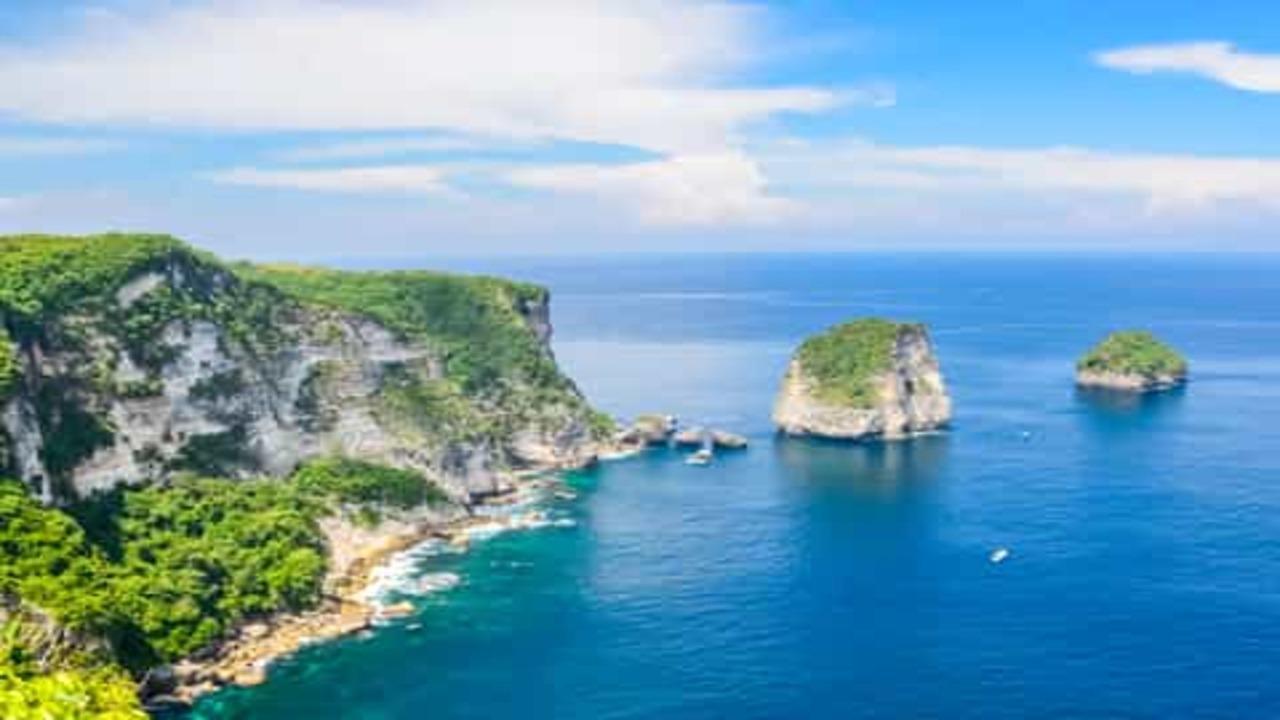 Целодневна екскурзия до о-в Нуса Лембонган с катамаран