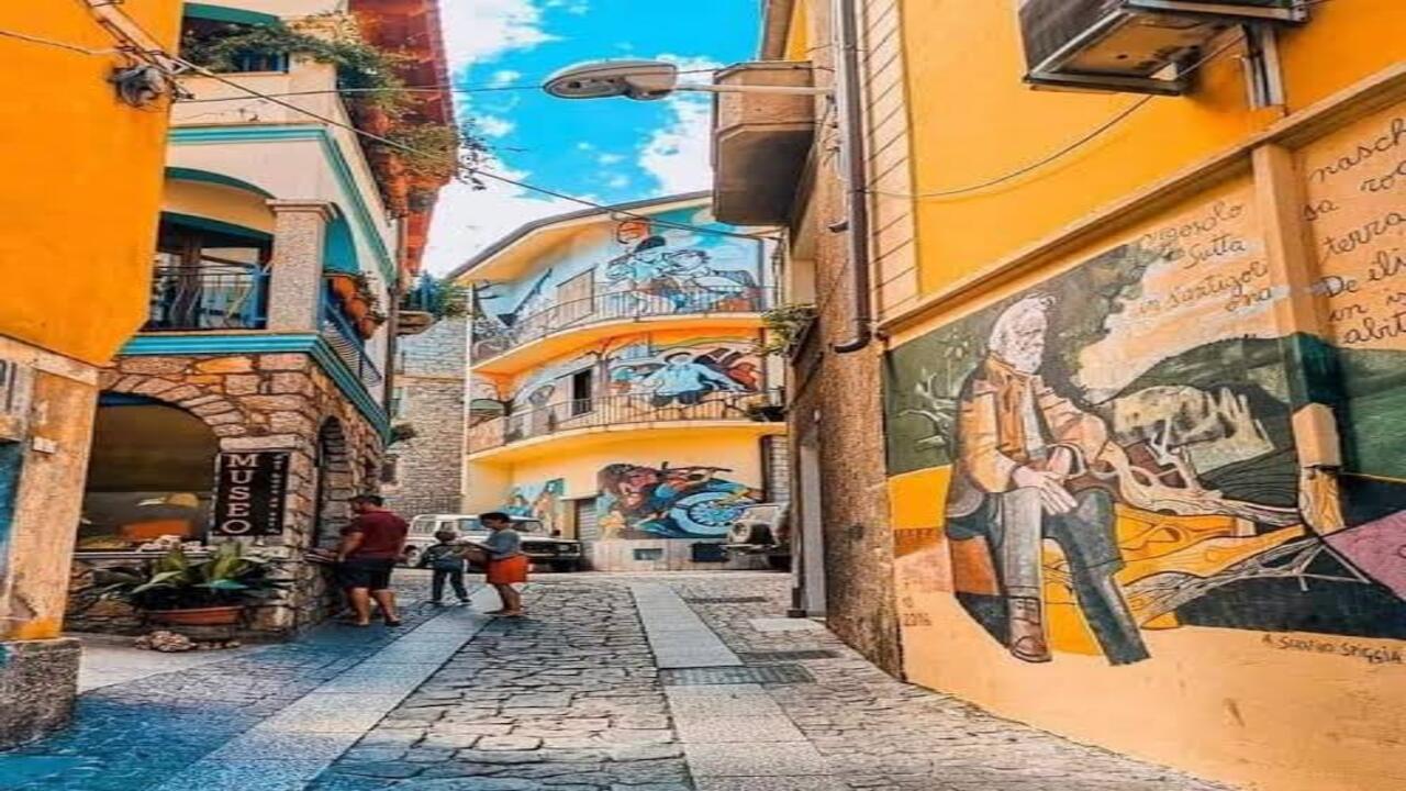 Екскурзия до Нуоро и Оргозоло