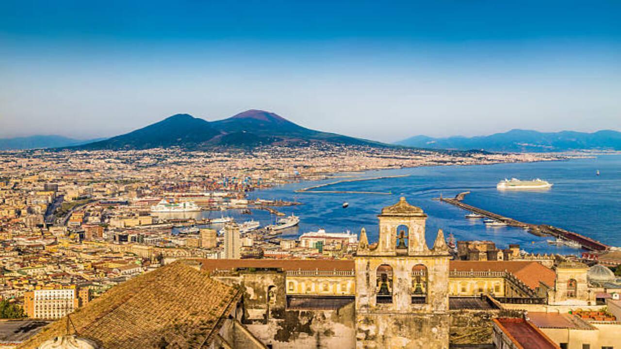 Целодневна екскурзия до Неапол – столицата на Южна Италия и Кампания