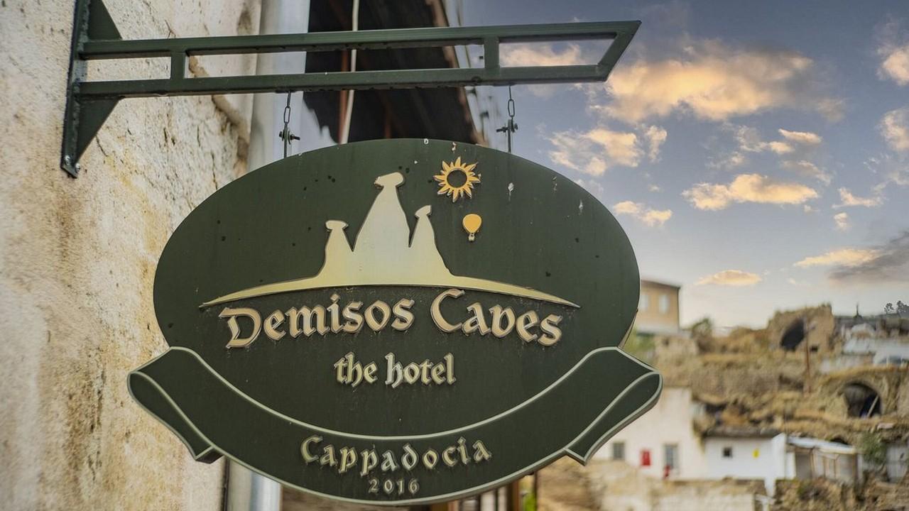 Demisos caves hotel