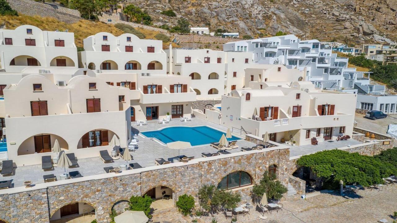 Dolphin Apartments