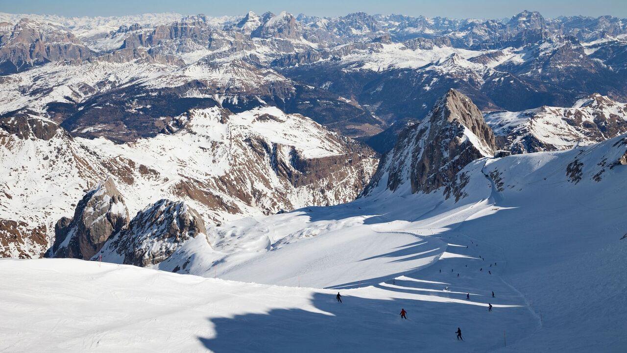 Ски почивка в Италианските Алпи – зима 2026 - Вал ди Фаса и Мадона ди Капильо с чартър от София