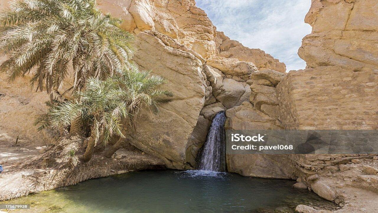 Нова Година в Тунис – Екзотично начало на 2026 с полет от Варна