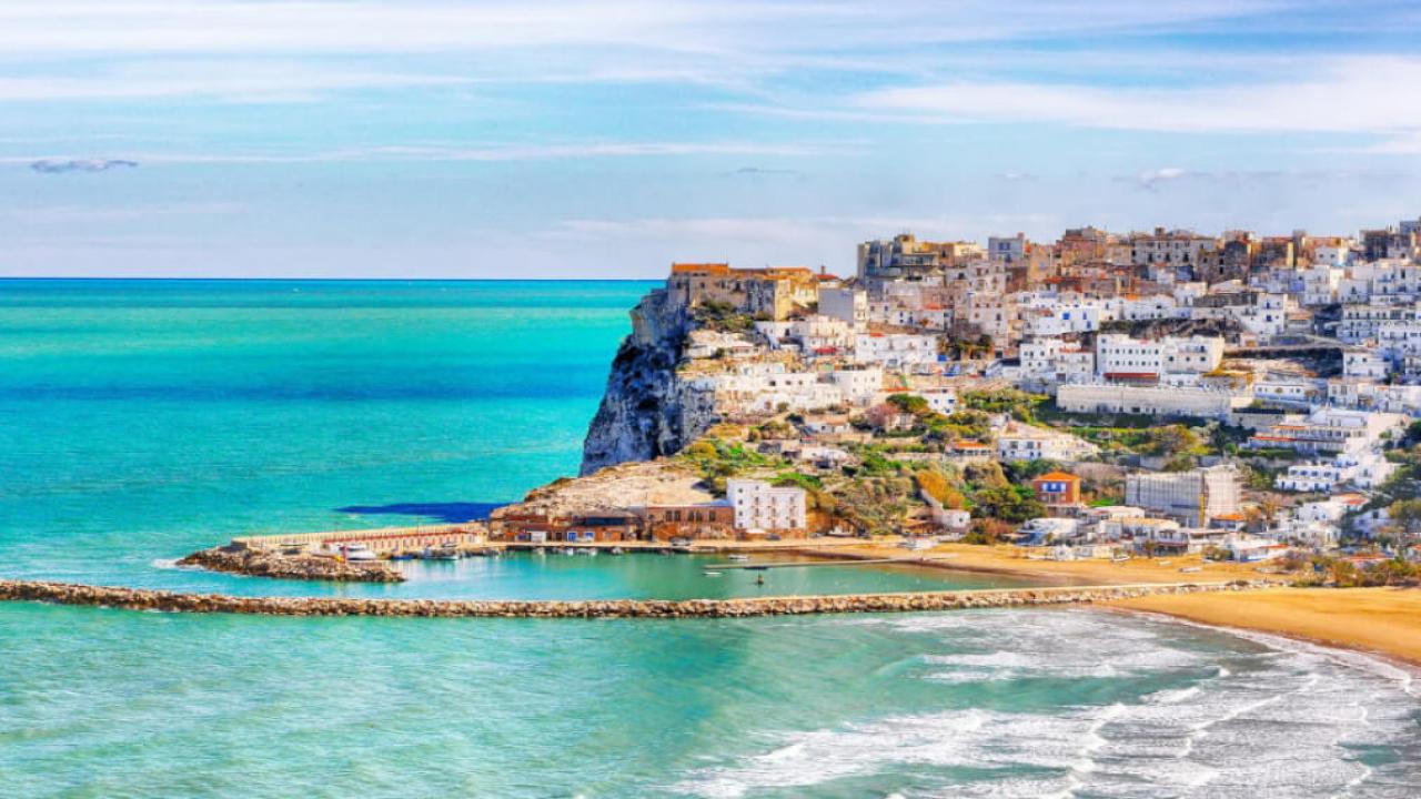 Приказна Пулия - Нова година 2026 в Бари