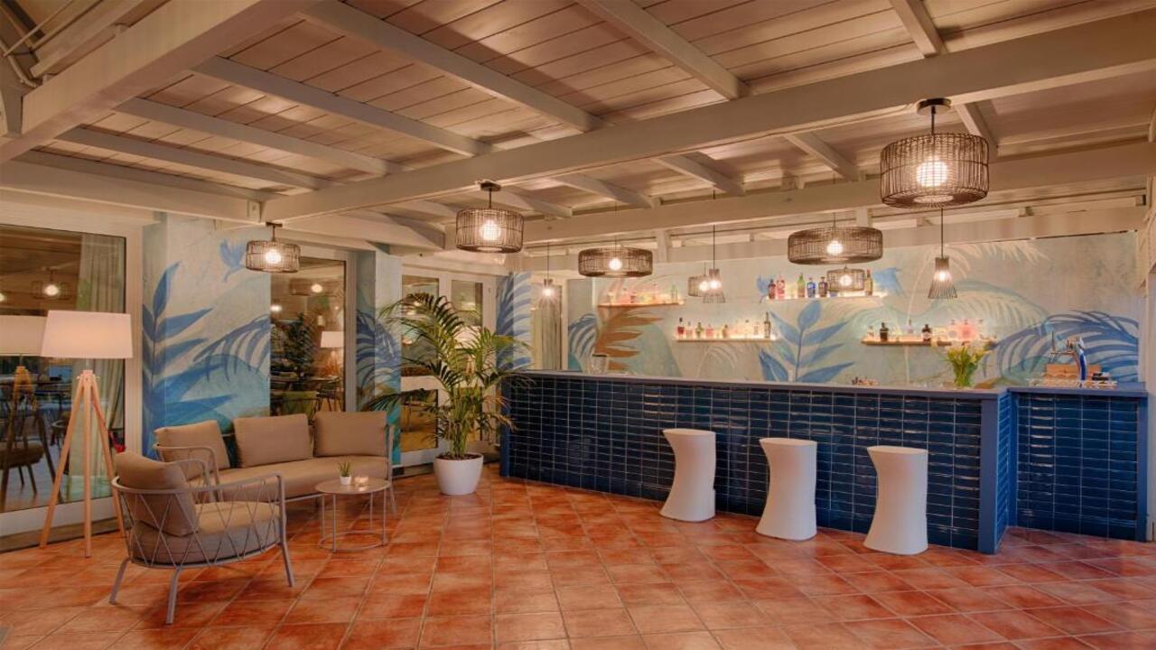 NH PARCO DEGLI ARAGONESI #13 NH PARCO DEGLI ARAGONESI #13