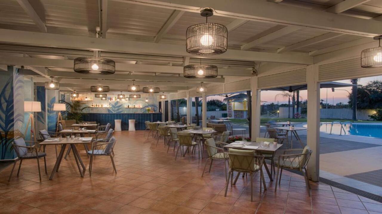 NH PARCO DEGLI ARAGONESI #11 NH PARCO DEGLI ARAGONESI #11