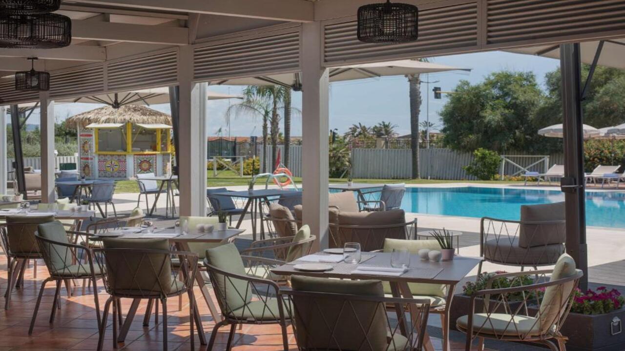 NH PARCO DEGLI ARAGONESI #14 NH PARCO DEGLI ARAGONESI #14