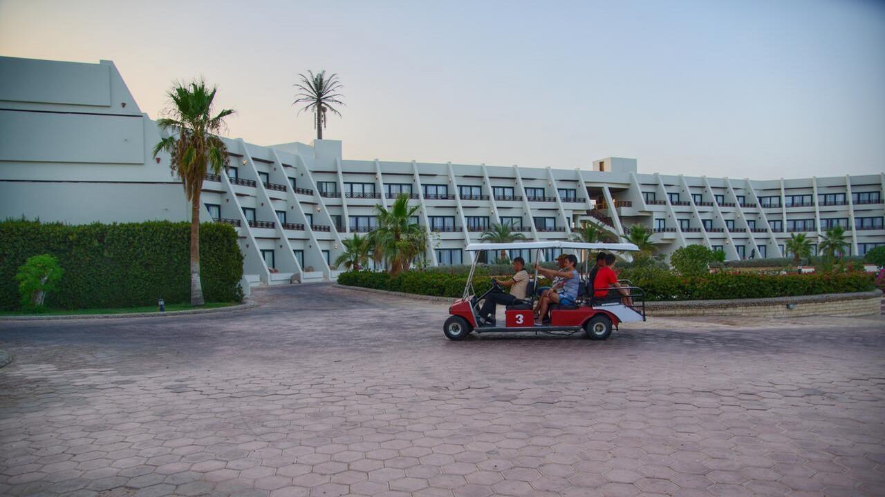PHARAOH AZUR RESORT #5 PHARAOH AZUR RESORT #5