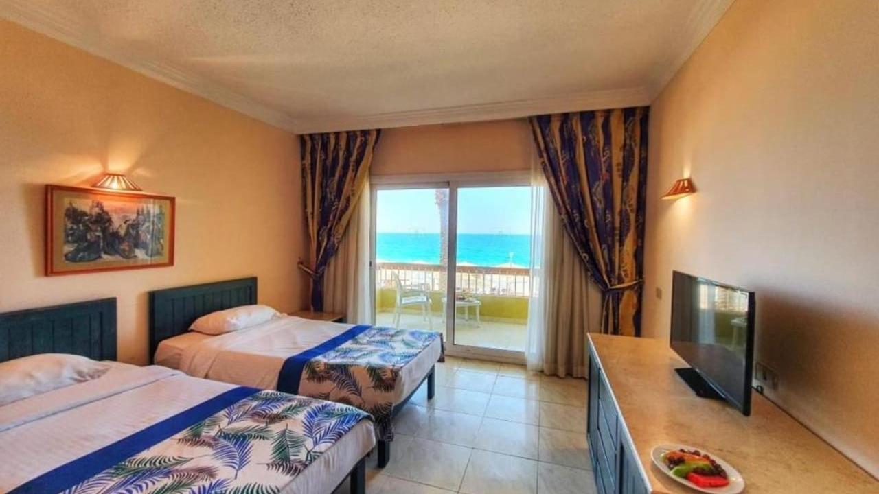 Palm Beach Resort Standard #5 Palm Beach Resort Standard #5