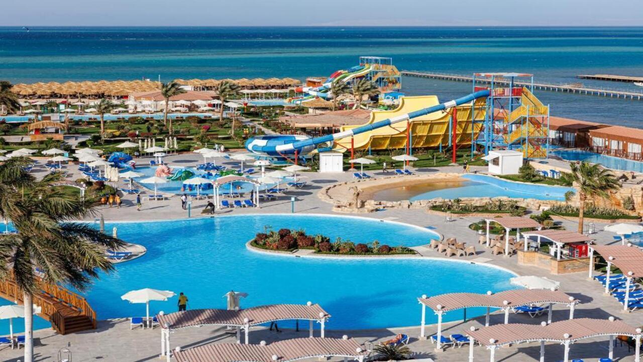 Sunrise Alora Aqua Park Resort #15 Sunrise Alora Aqua Park Resort #15