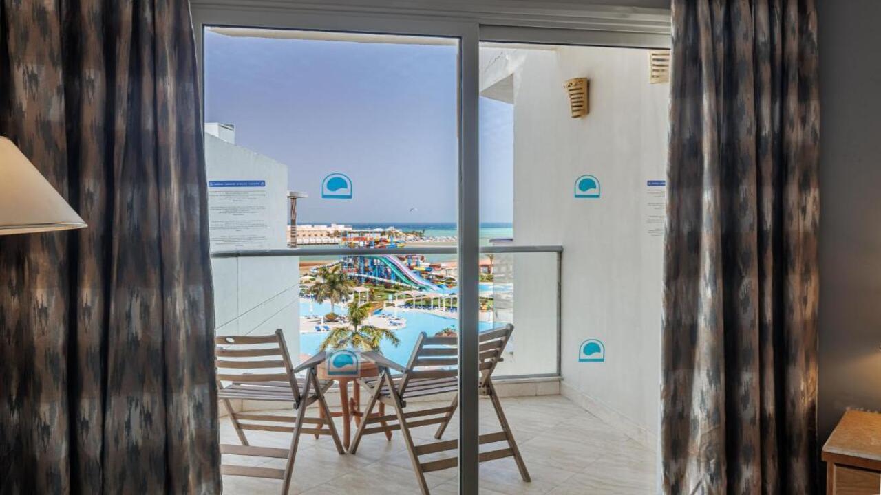 Sunrise Solara Aqua Park Resort #5 Sunrise Solara Aqua Park Resort #5