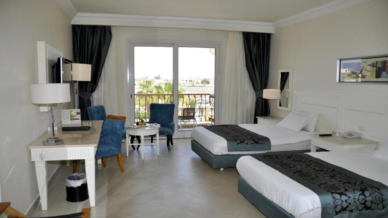 IL Mercato Splash Aqua Park Standard #2 IL Mercato Splash Aqua Park Standard #2