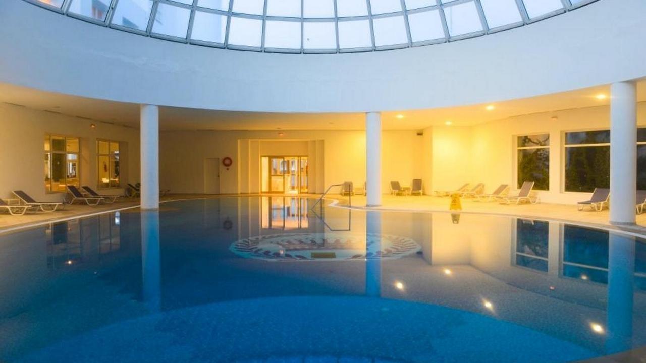 Golden Tulip Taj Sultan Premium #11 Golden Tulip Taj Sultan Premium #11