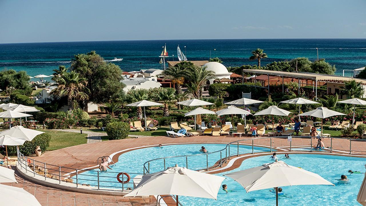 Delphino Beach Premium #10 Delphino Beach Premium #10