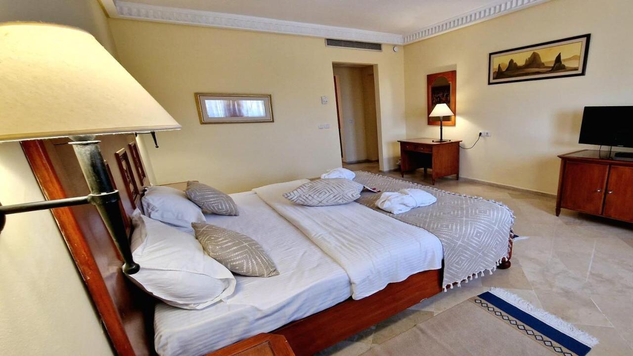 Alhambra Thalasso  Standard #12 Alhambra Thalasso  Standard #12