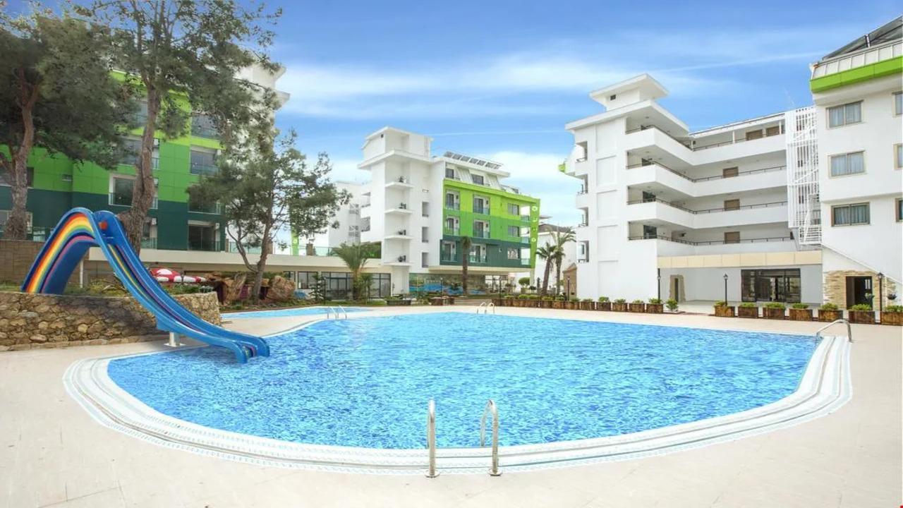 Green Life Hotel - снимка 6