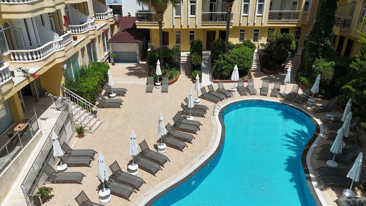 Citrus Plaza Hotel - снимка 10