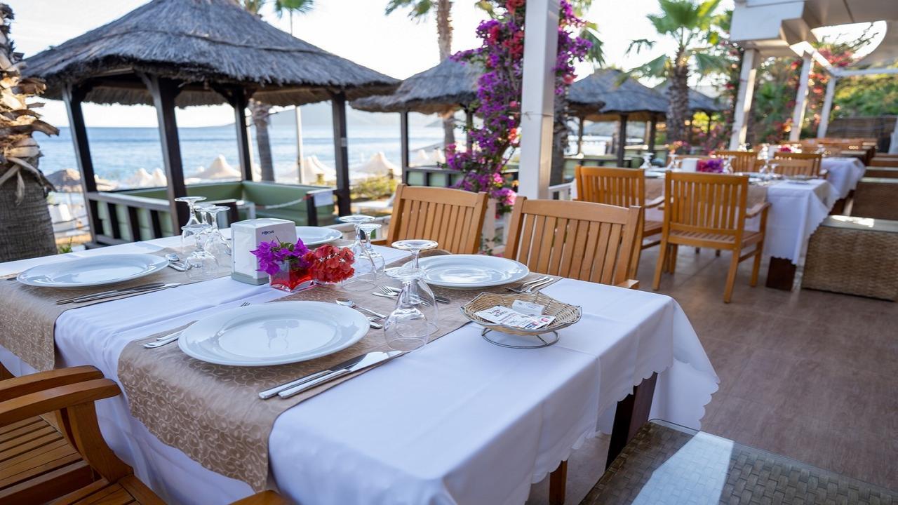 Latanya Park Resort - снимка 8