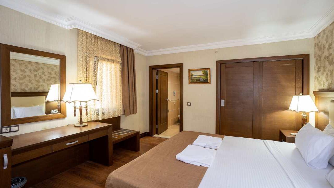 Latanya Park Resort - снимка 7