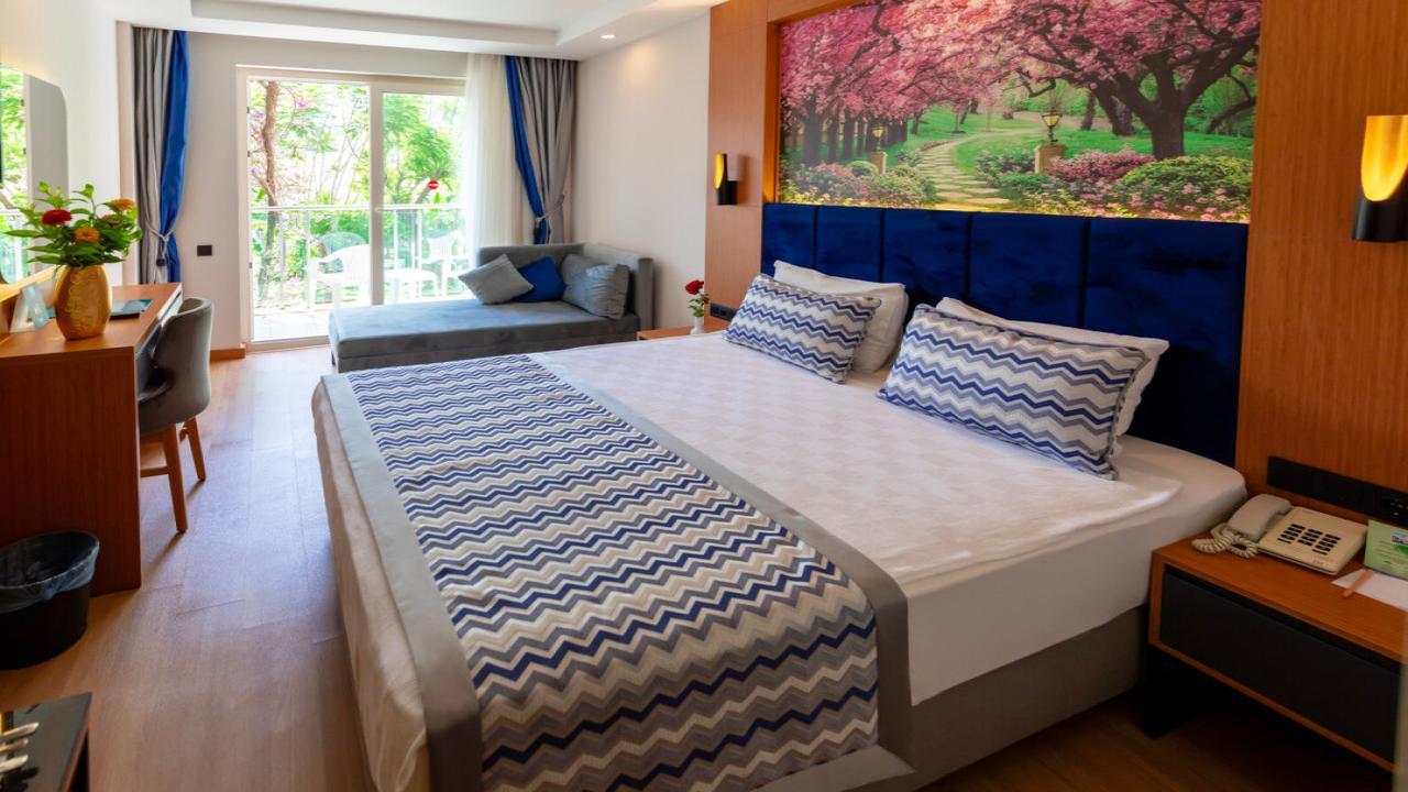 Sea Life Buket Beach #11 Sea Life Buket Beach #11