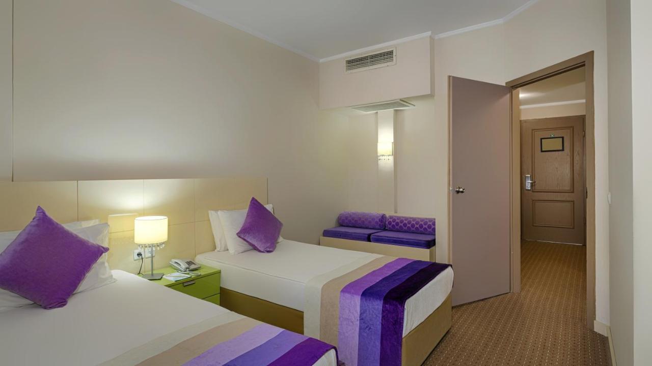 Green Max Hotel - снимка 3