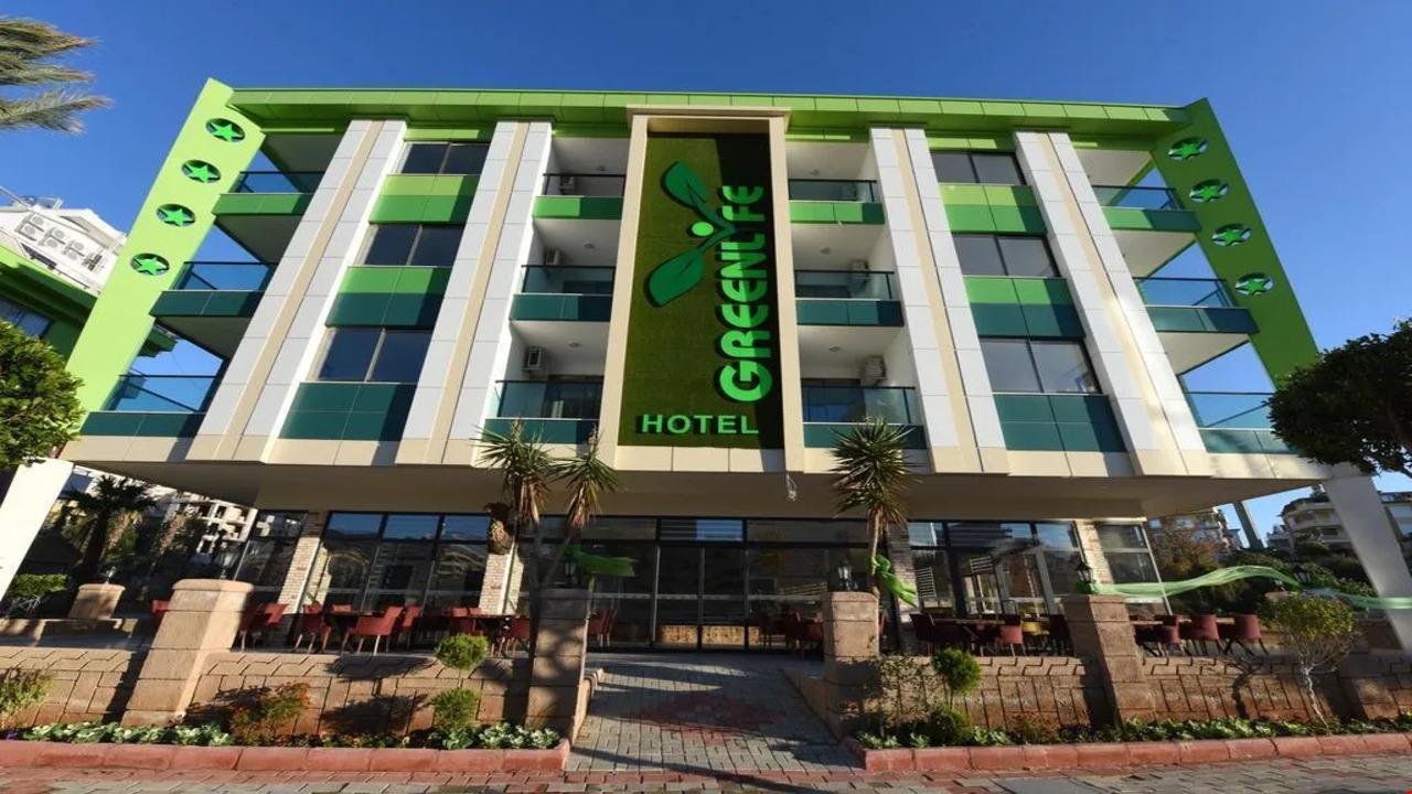 Green Life Hotel - снимка 1
