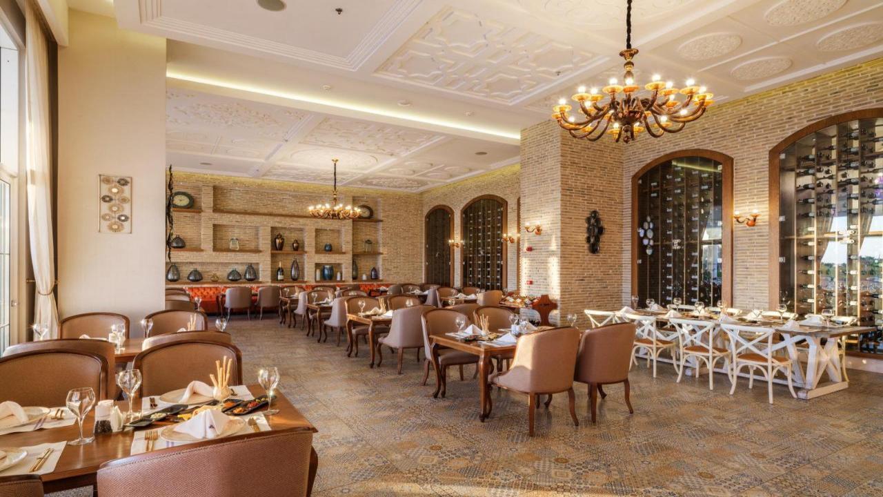 Rubi Platinum Spa Resort and Suites 5* - снимка 1