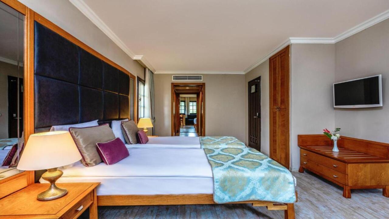 Asteria Resort Belek 5* - снимка 1