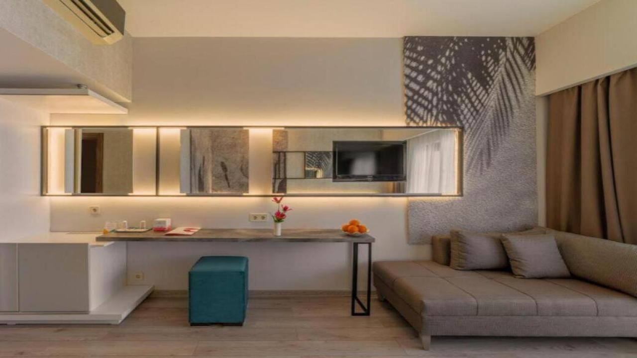 Club Hotel Turan  Prince World - снимка 9