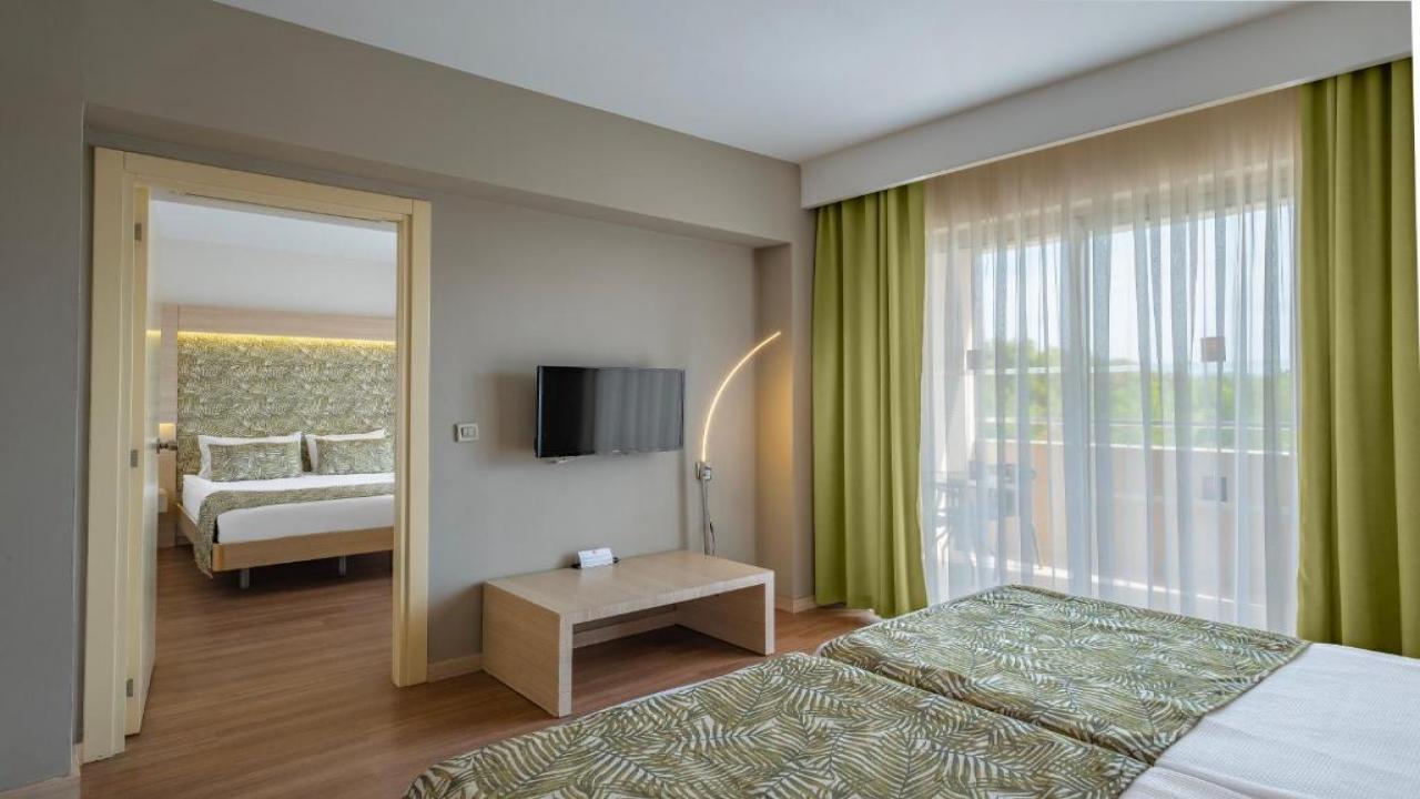 Good Life Utopia Family Resort - снимка 4