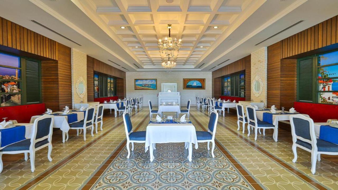 Crystal Sunset Luxury Resort - снимка 14