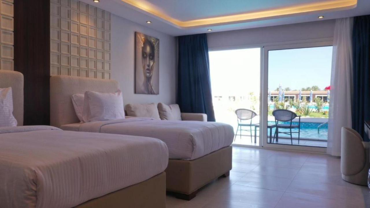 Rewaya Majestic Resort - снимка 2