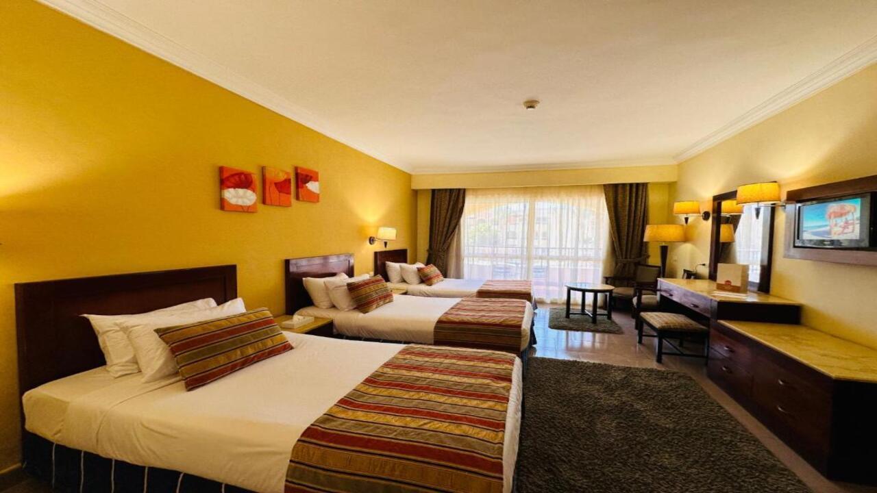 Regency Plaza Aquapark Resort - снимка 3