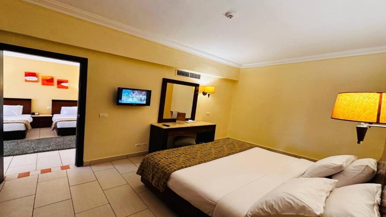 Regency Plaza Aquapark Resort - снимка 4