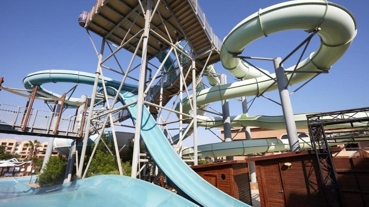 Coral Sea Holiday Resort #12 Coral Sea Holiday Resort #12