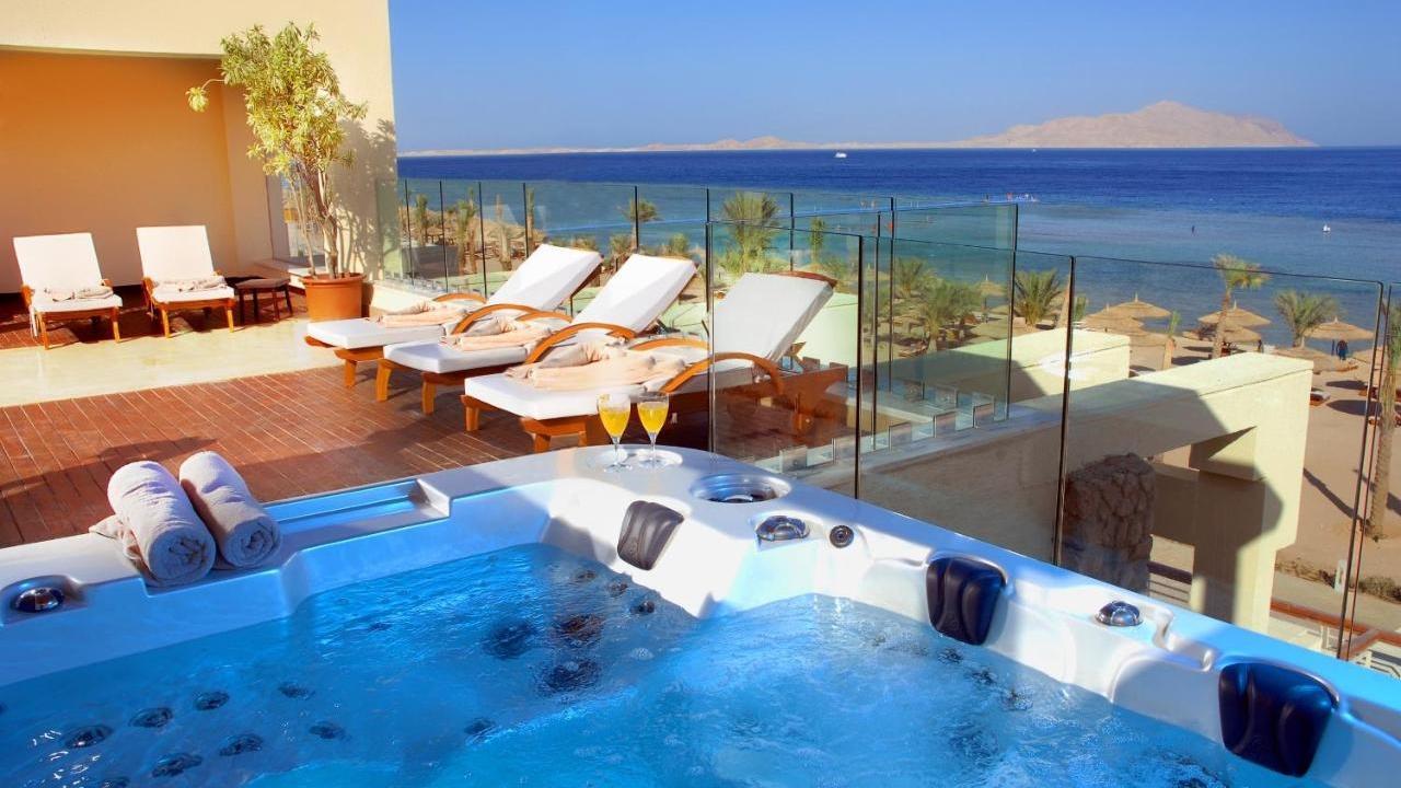 Coral Sea Imperial Sensatori #16 Coral Sea Imperial Sensatori #16