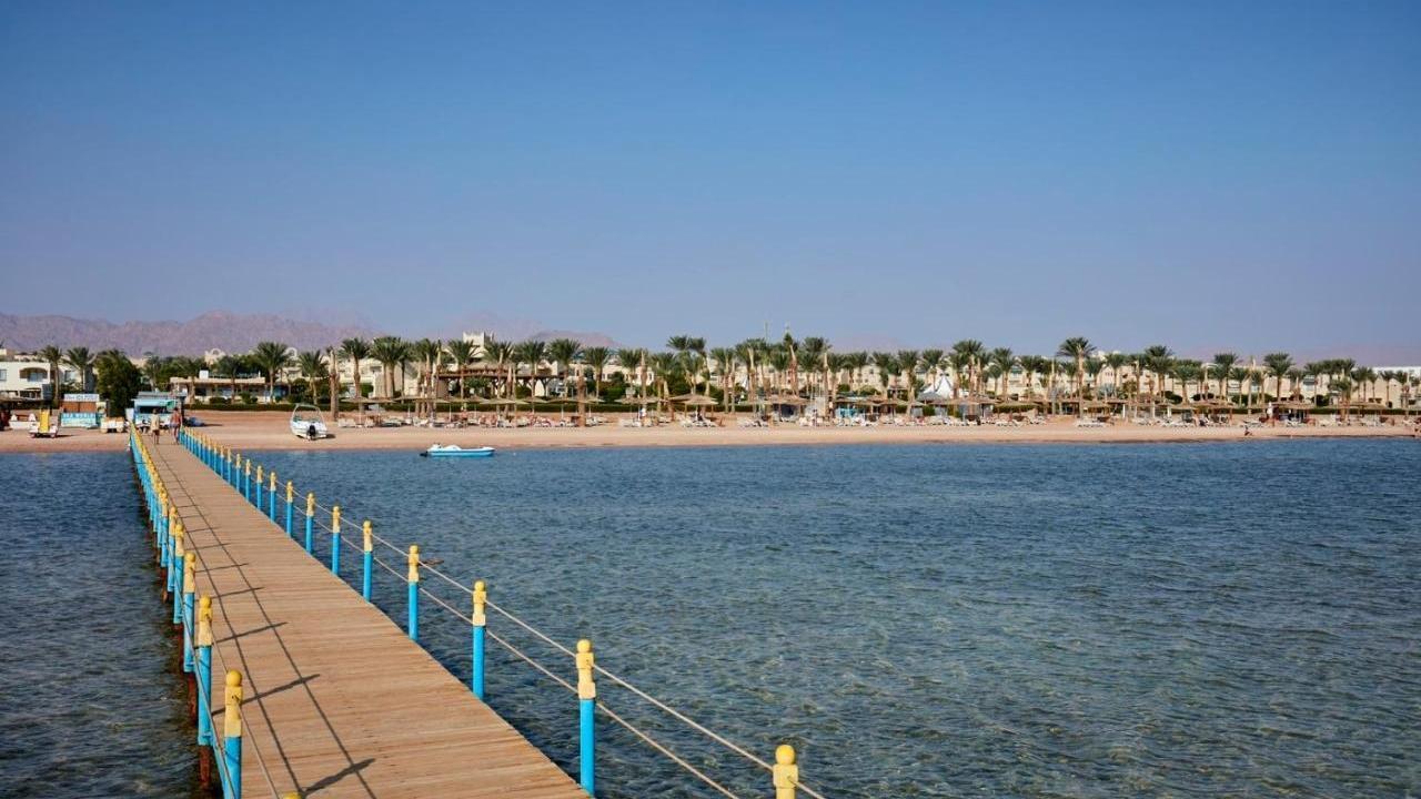 Coral Sea Water World Resort #17 Coral Sea Water World Resort #17