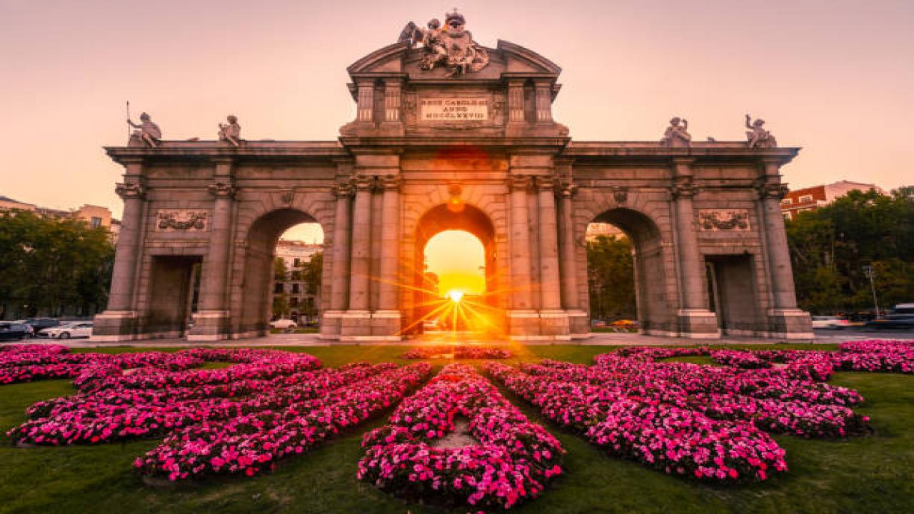 Класически обиколен тур на Испания с полет от Варна 08.04  - БЮДЖЕТЕН ВАРИАНТ