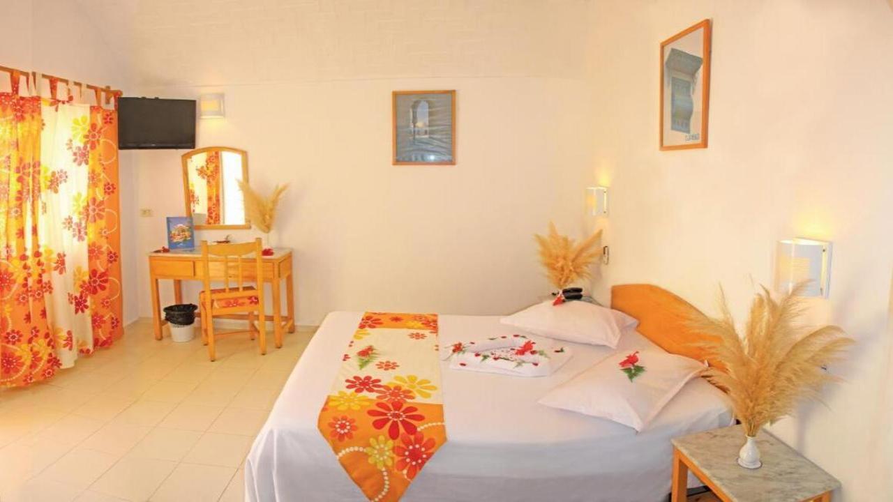 SIMBA CLUB - Samira Club Standard #8 SIMBA CLUB - Samira Club Standard #8