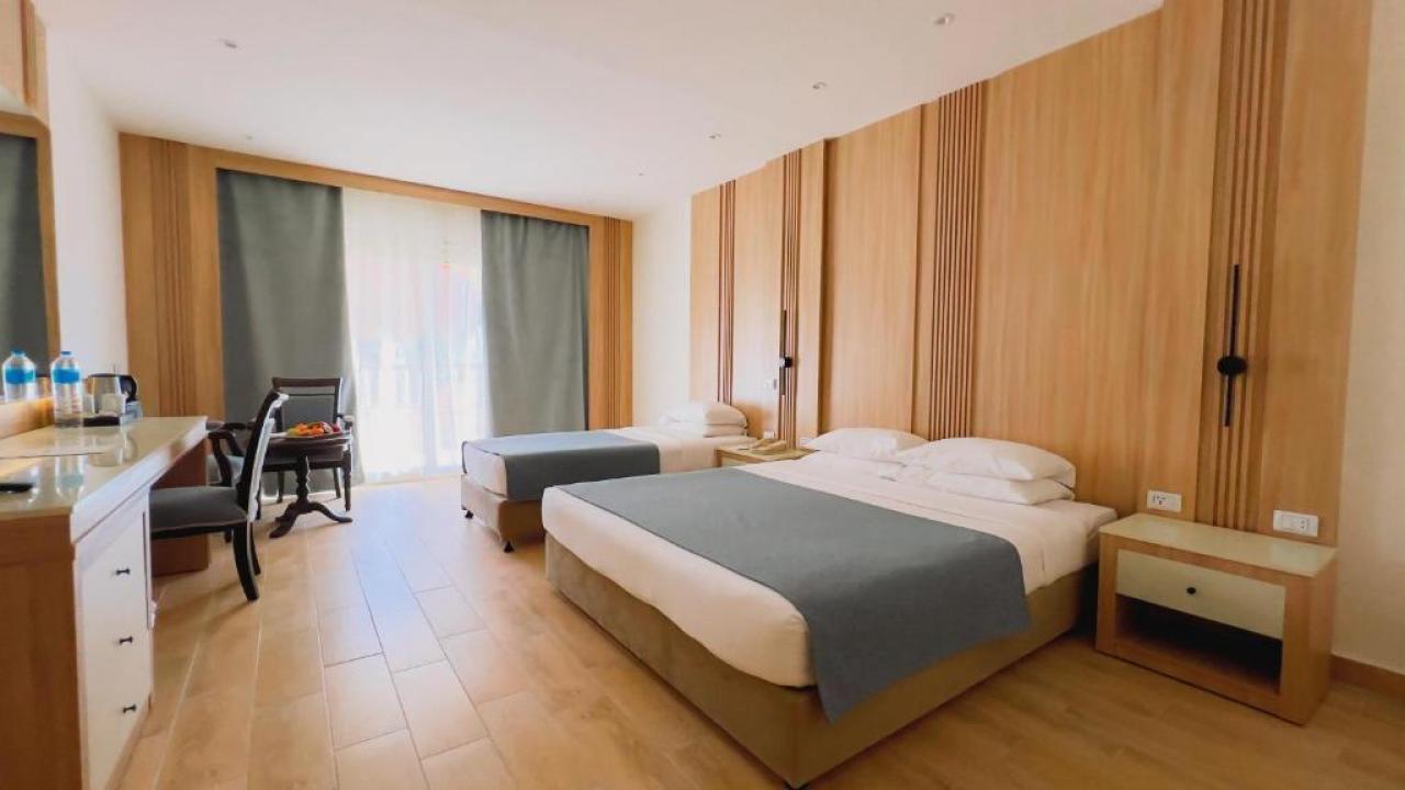 Caribbean World Soma Bay - снимка 1