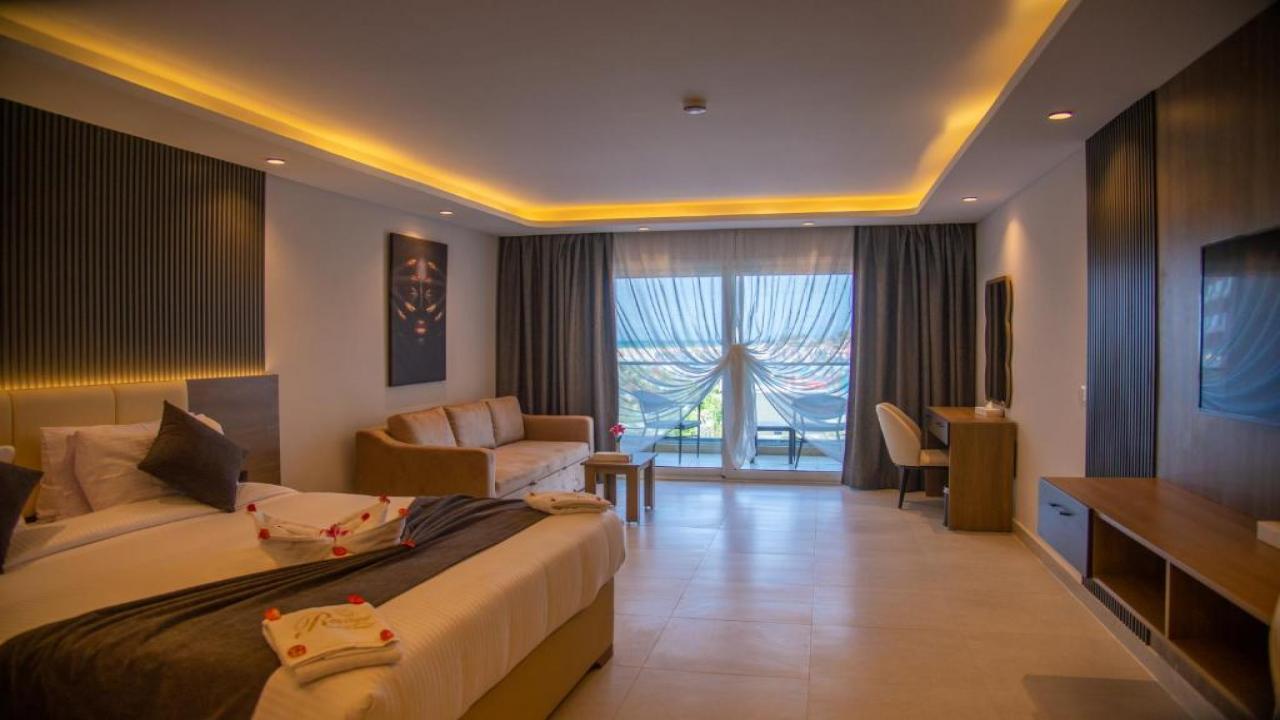 Rewaya Majestic Resort - снимка 4