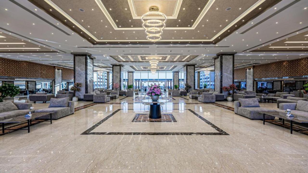 Rewaya Majestic Resort - снимка 9