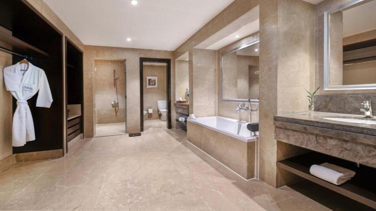 Jaz Aquamarine Premium #8 Jaz Aquamarine Premium #8