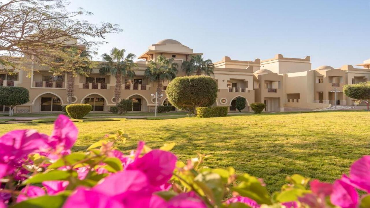 Serenity Alpha Beach - снимка 5