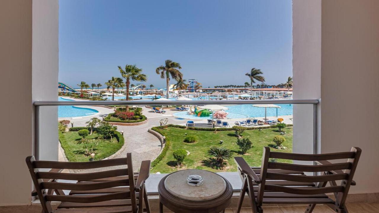 Sunrise Alora Aqua Park Resort - снимка 6