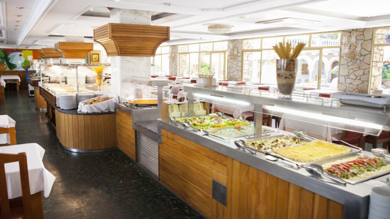 Hotel Ibersol Sorra d’Or 3* - Тайните на Каталуния - настаняване в Коста Брава - полет от Варна 29.09 и 13.10 - изглед 7 - Ekvator.bg Hotel Ibersol Sorra d’Or 3* - Тайните на Каталуния - настаняване в Коста Брава - полет от Варна 29.09 и 13.10 - изглед 7