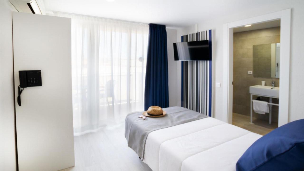 Hotel Ibersol Sorra d’Or 3* - Тайните на Каталуния - настаняване в Коста Брава - полет от Варна 29.09 и 13.10 - изглед 15 - Ekvator.bg Hotel Ibersol Sorra d’Or 3* - Тайните на Каталуния - настаняване в Коста Брава - полет от Варна 29.09 и 13.10 - изглед 15