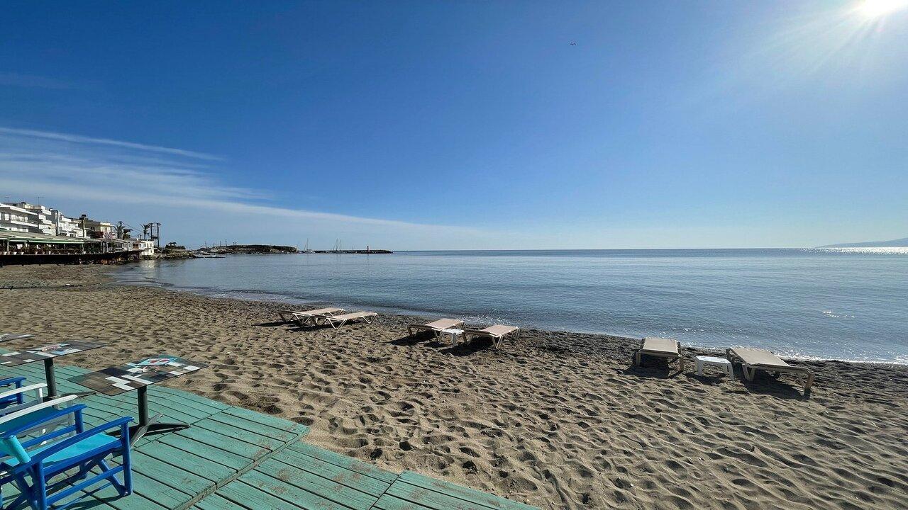 Ilios Hotel - снимка 6