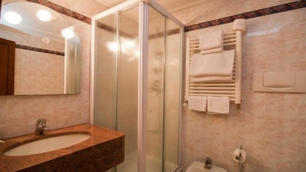 Raeli Hotel - снимка 4